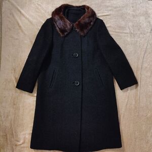 Vintage 60's Betty Rose Fur Collar Black Wool Boucle Coat